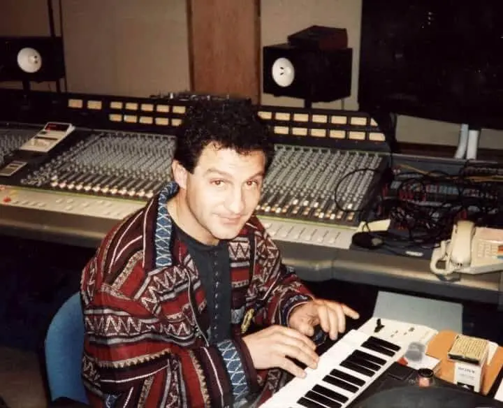 Checco Bontempi alla console del suo studio di registrazione